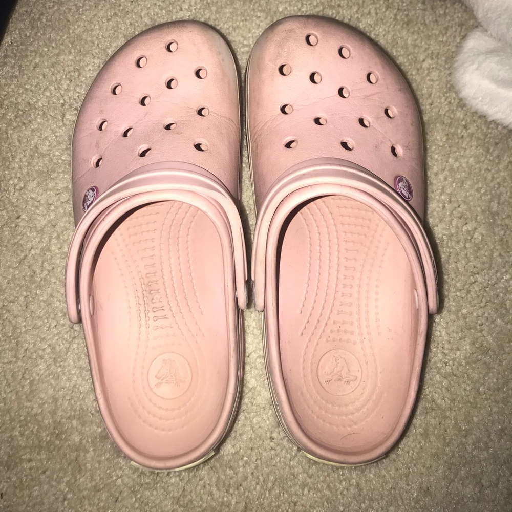 Pink crocs